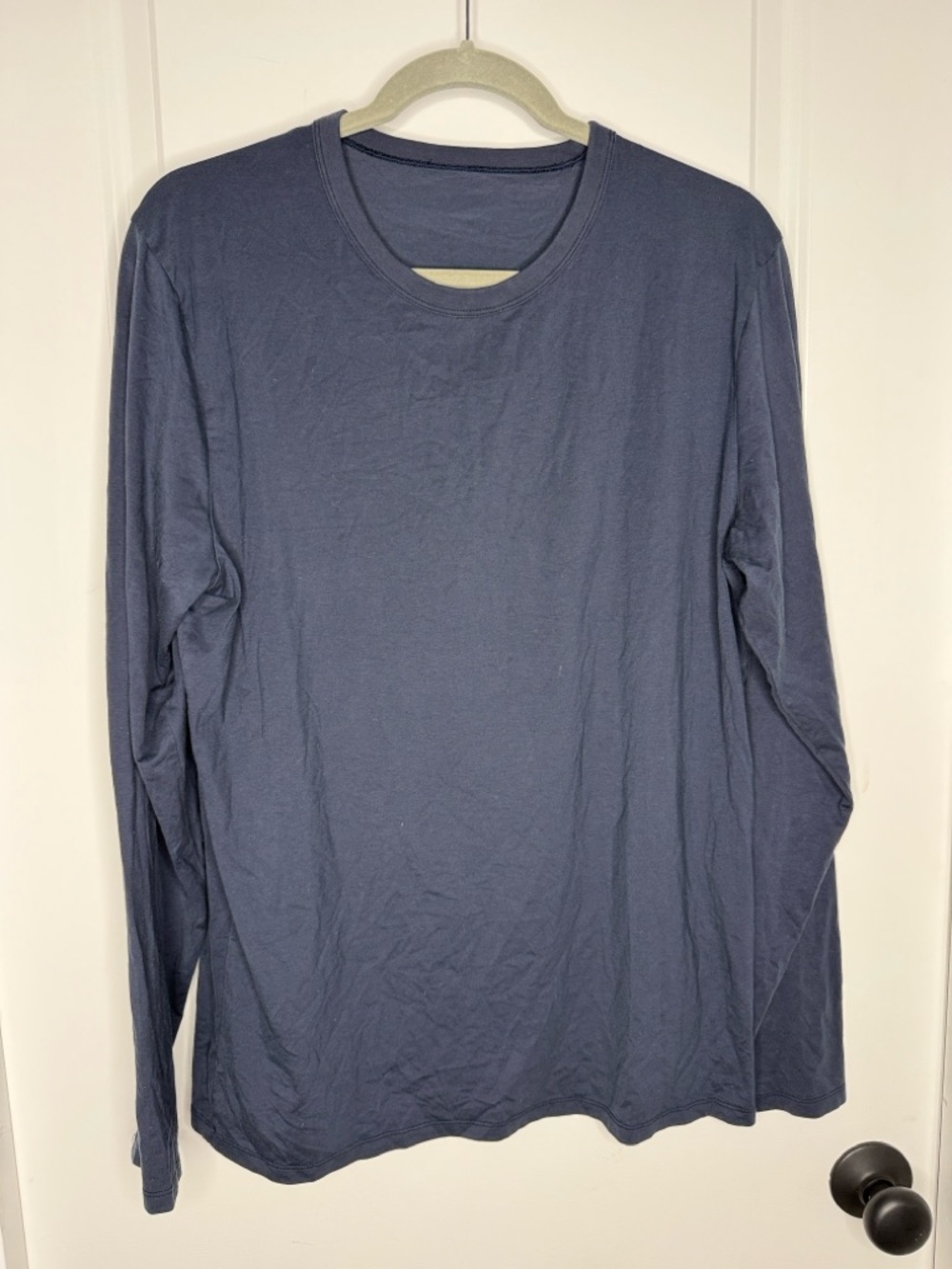 lululemon NWOT L Men’s long sleeve tee